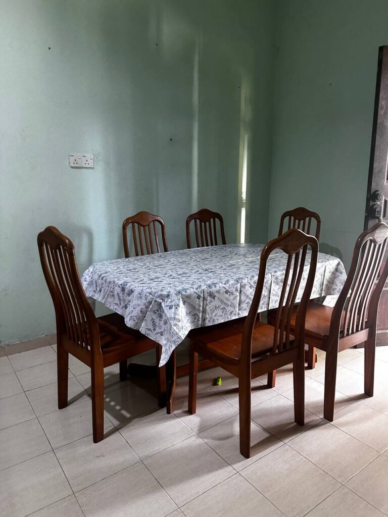 Ruang Makan di DAR Homestay Pasir Puteh