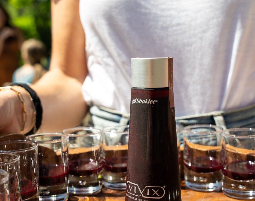 Rutin Kesihatan Harian yang Mudah: Vivix, suplemen Polifenol cecair, mudah diambil setiap hari. Satu sudu kecil Vivix adalah langkah mudah dan berkesan untuk menyediakan pertahanan anti-keradangan kuat bagi Polifenol untuk Diabetes anda.